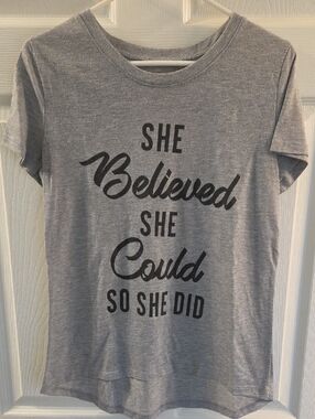 Zoe + Liv Grey 'She Believed She Could' Graphic Tee
